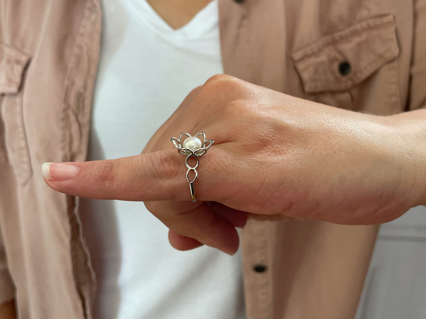 Flower Sterling Silver Pearl Ring